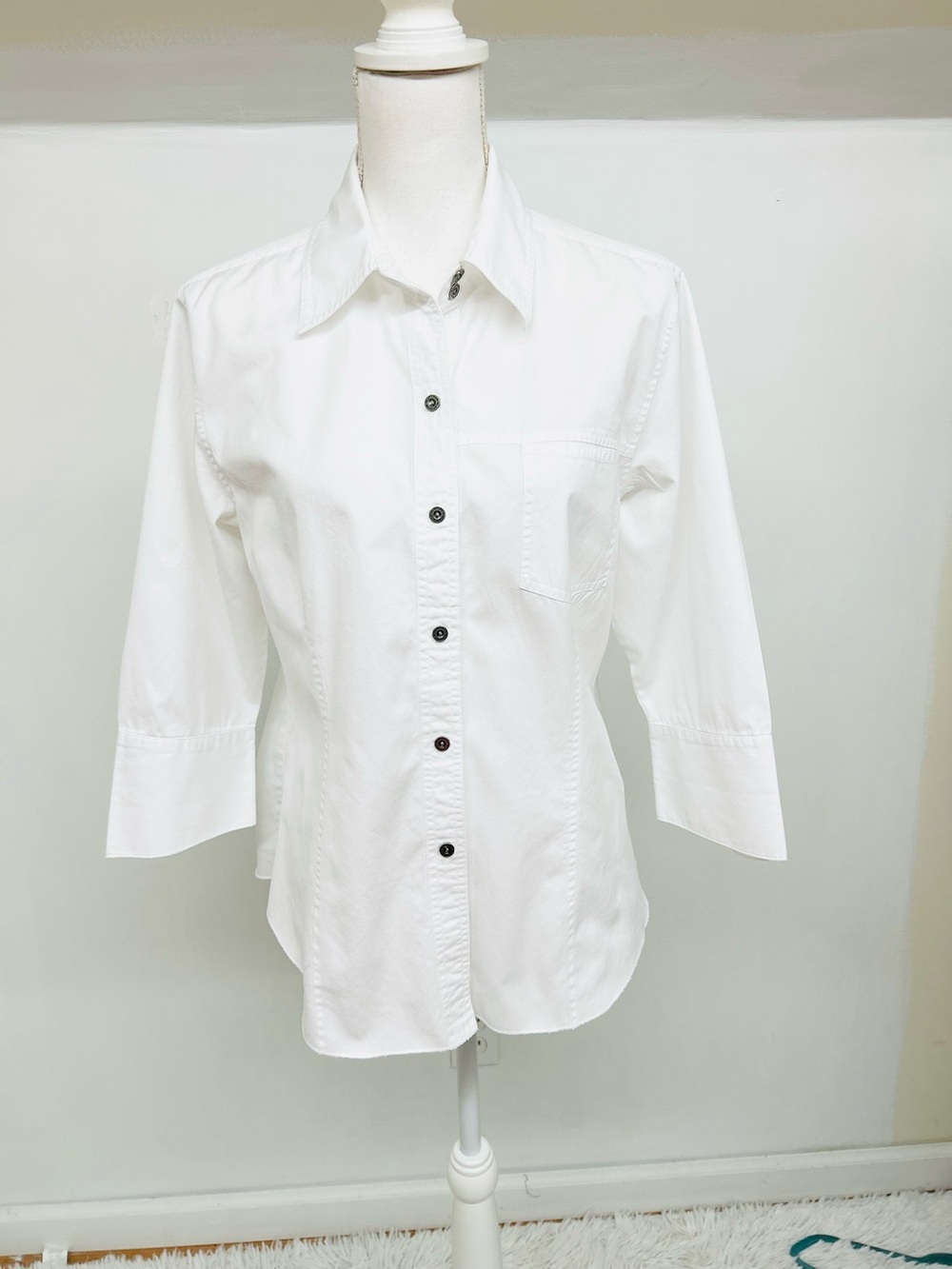 Chico’s Platinum Classic White Button-Up Shirt Sz2